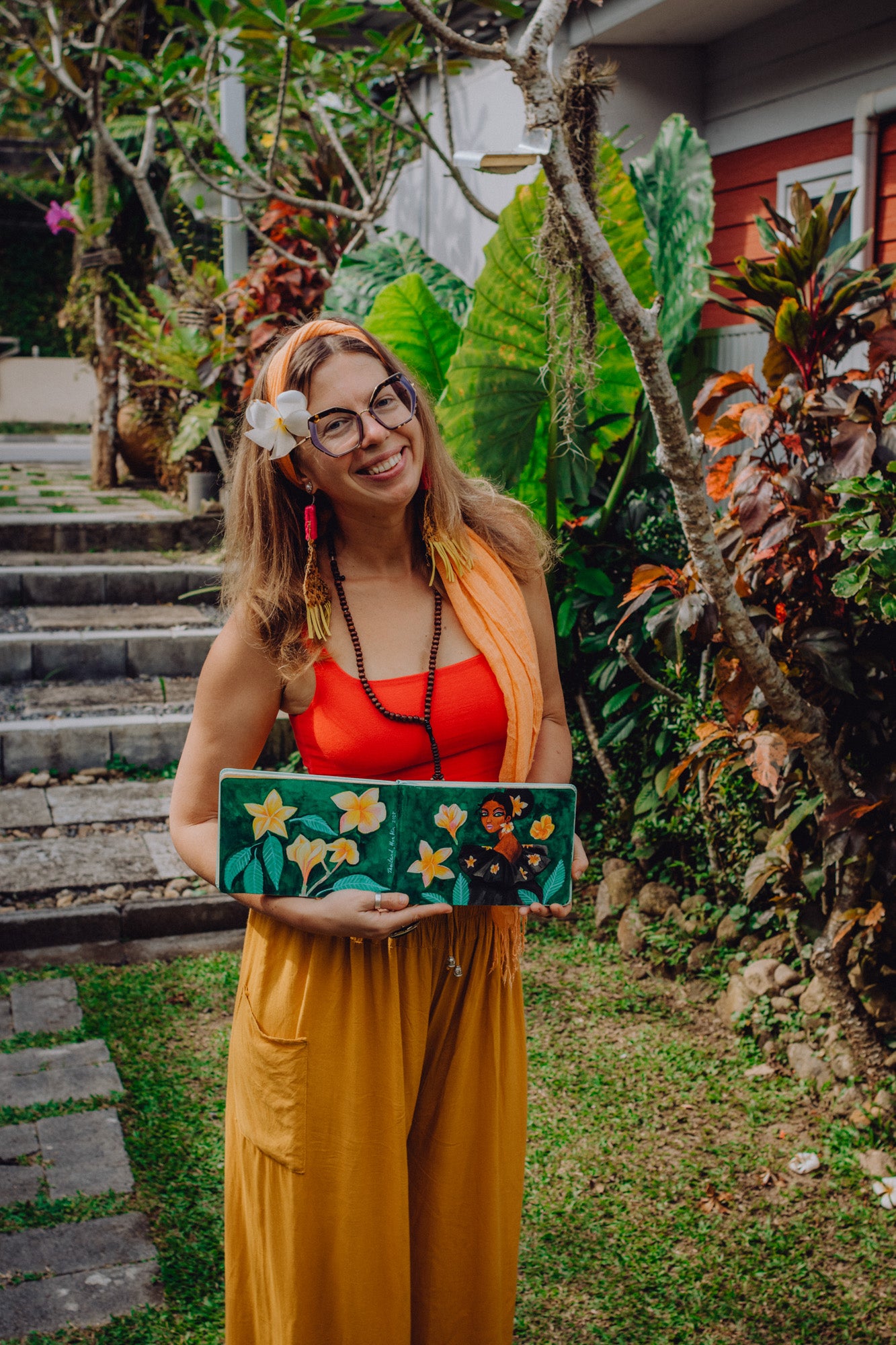 FRANGIPANI GIRL FROM HUA HIN