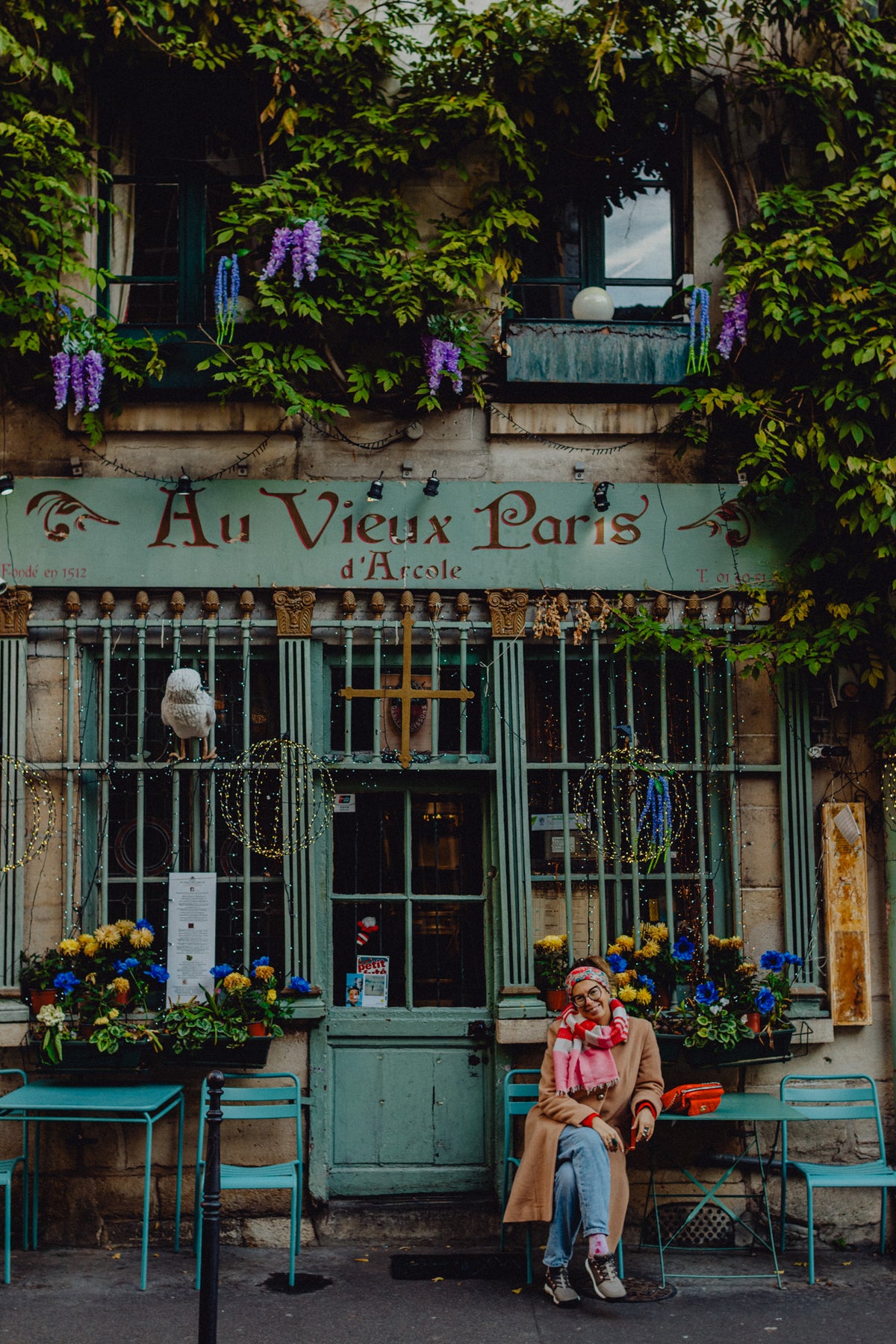 ODETTE IN PARIS